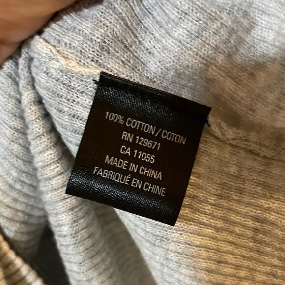 360 Sweater Ribbed Tank in Grey. - Picture 4 of 4